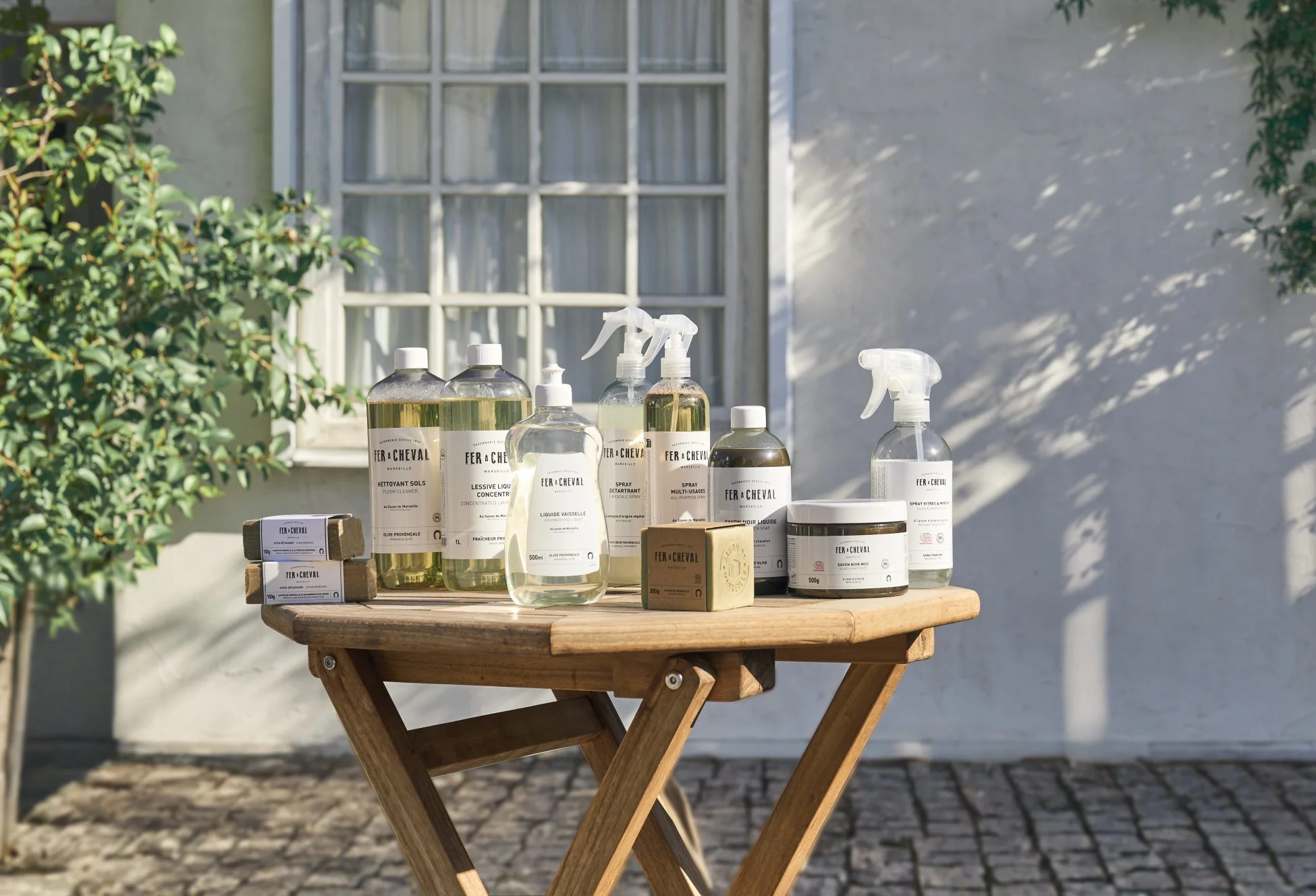 フランス伝統の知恵が詰まった「フェール・シュヴァル」日本初上陸！ナチュラルなのにしっかり落ちるお掃除術をご紹介