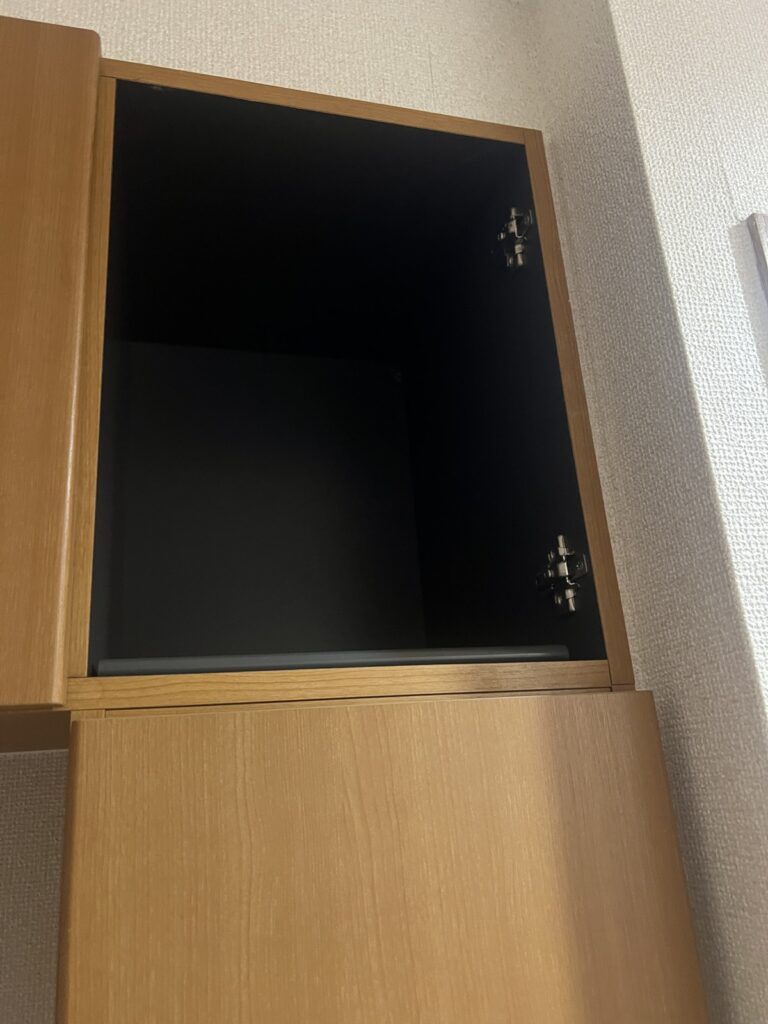 大阪府守口市のハウスクリーニング案件・収納の清掃前写真